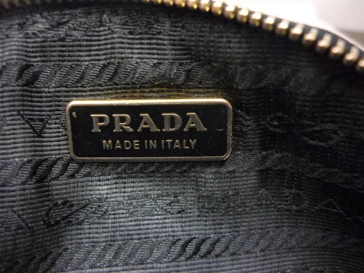 PRADA プラダ サフィアーノ レザー コインケース 小銭入れ チャーム ブラック 黒 ブラック 黒_画像7