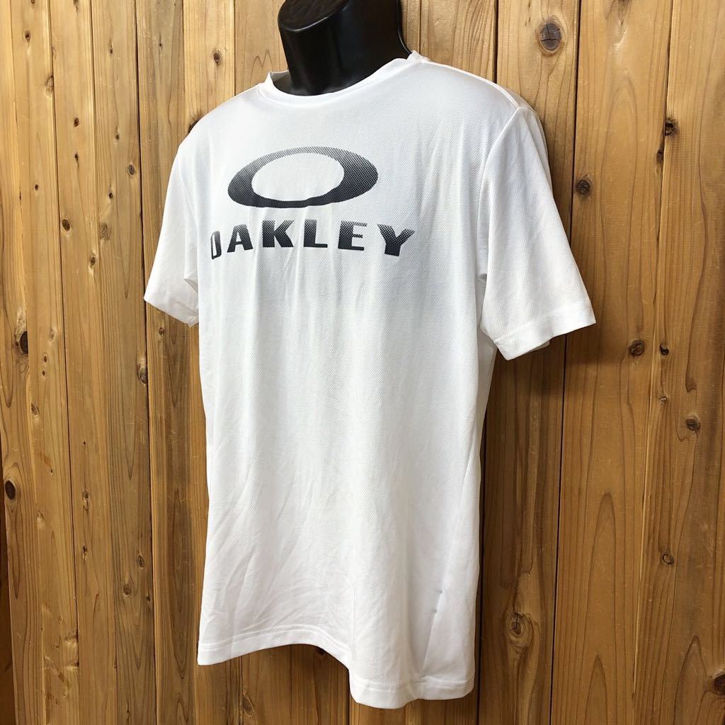 OAKLEY /オークリー /メンズXL 半袖Tシャツ トップス ビッグロゴ プリントTシャツ 速乾 ポリエステル100% トレーニング スポーツ ゴルフ_画像2