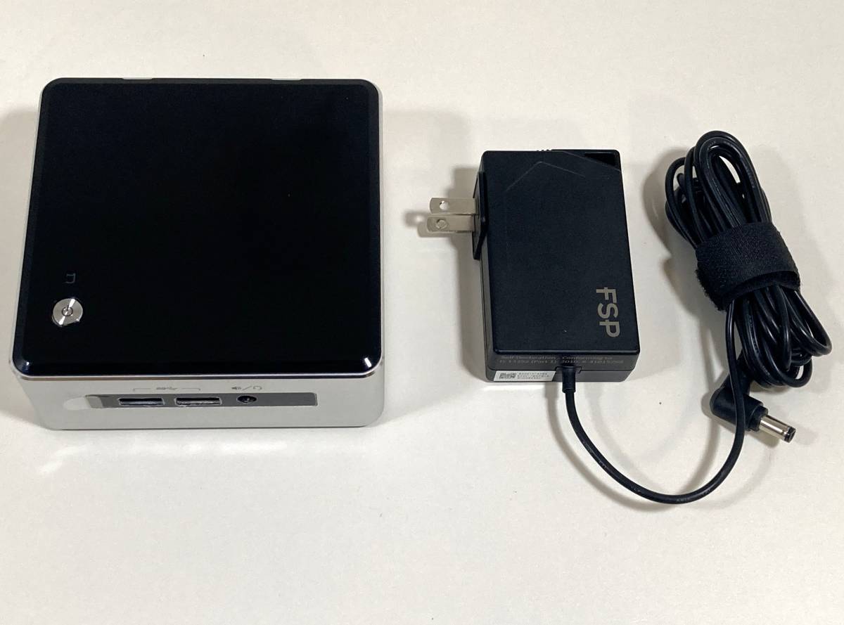 Intel NUC Kit NUC5i3RYH 小型PCベアボーンCore i3-5010U メモリ16GB