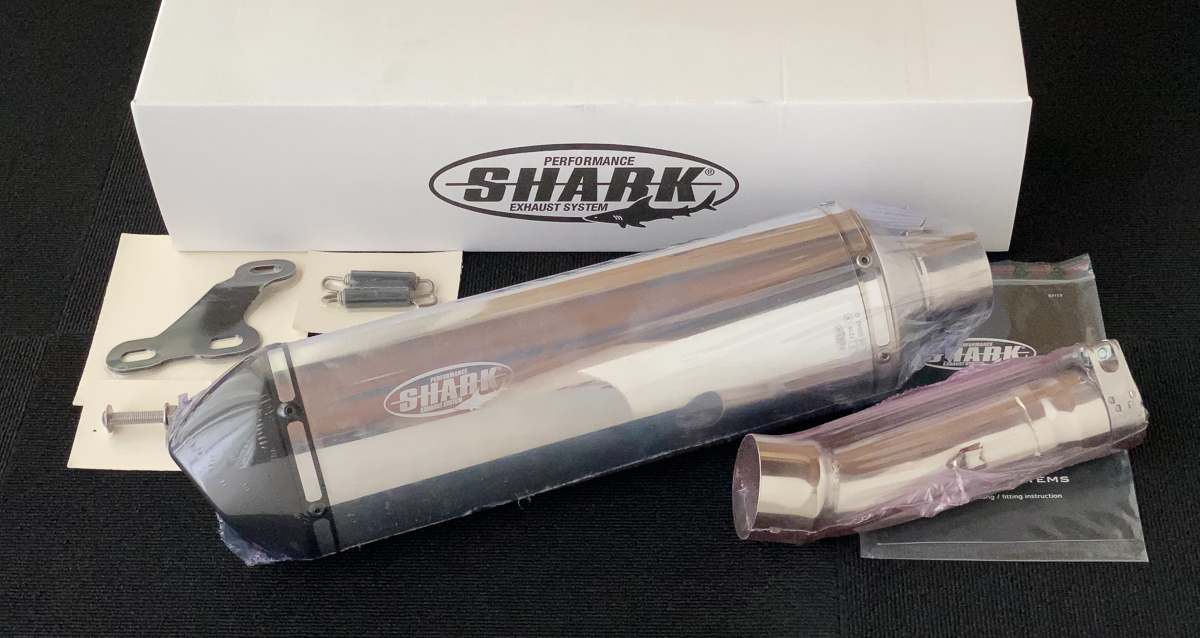 SHARK スリップオンサイレンサー (4-1) DSX-5 YAMAHA XJR1300(2007-2016) ,シャーク マフラー