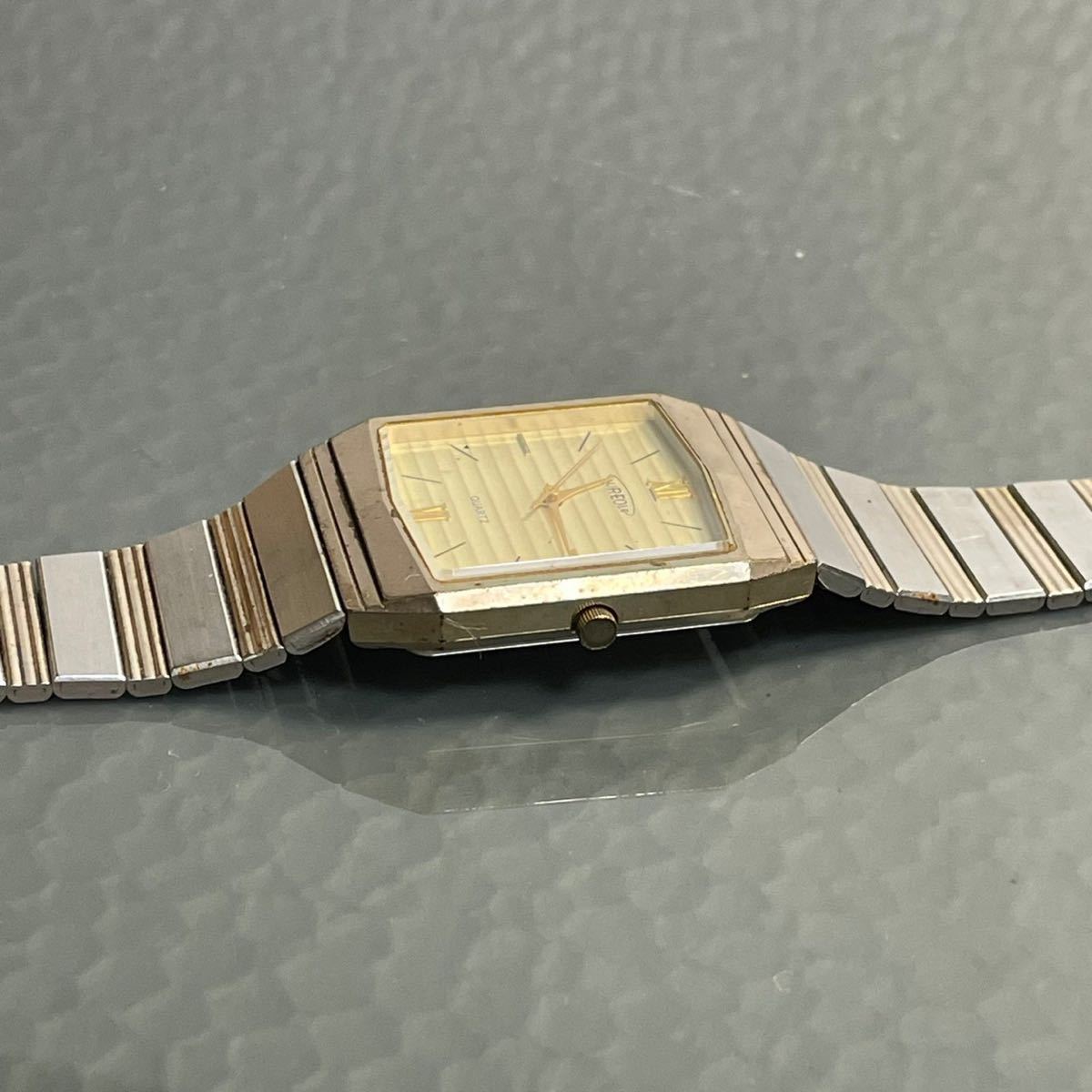 AUREOLE 腕時計　クオーツ SW-307M シルバー　レディース　メンズ　現状品　ファッション装飾　オレオーレ　四角　アナログ時計_画像7