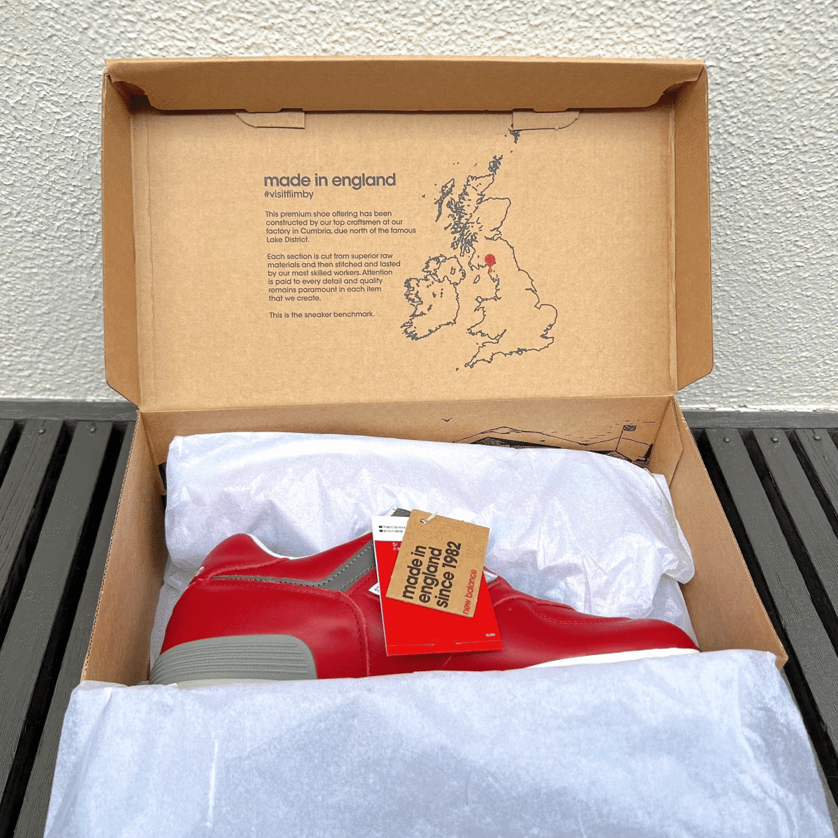 国内正規品 UK製 New Balance M576RED レッド×グレー US7.5D 25.5cm 限定 イギリス英国製 NB スニーカー Made In England 赤 オールレザー_画像5