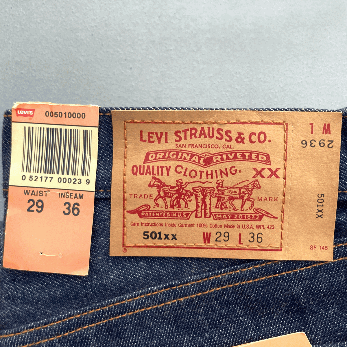 90s американский производства неиспользуемый товар LEVI*S 501XX 00501-0000 постоянный W29 L36 rigid не использовался Vintage America USA производства джинсы 005010000