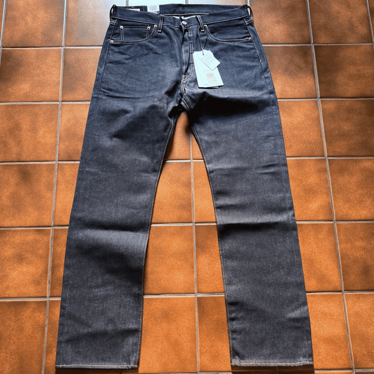 新品 “PREMIUM” 米国製 Levi's デニムパンツ ジーンズ セルビッチ