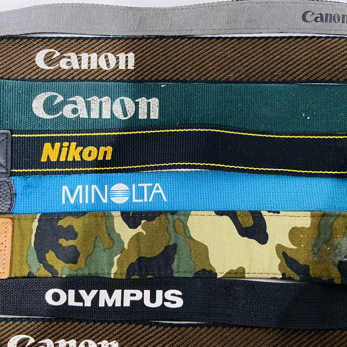 Nikon カメラストラップ　迷彩