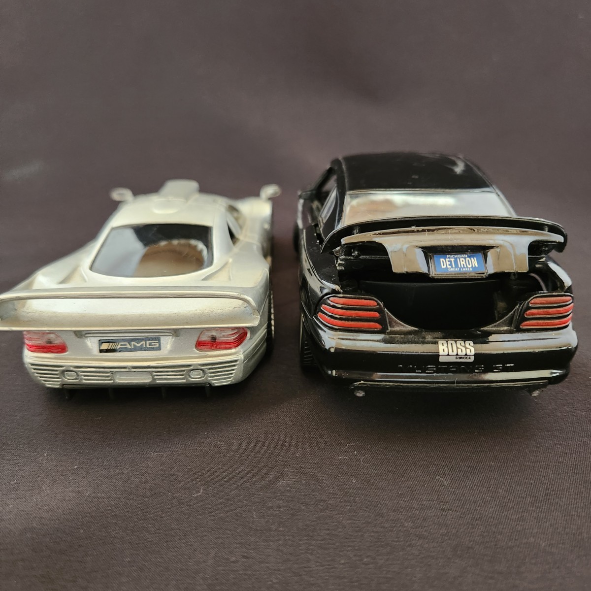 ダイキャストミニカー 3台 まとめて Maisto マイスト 1/26 Mercedes CLK-GTR 1/24 MUSTANG GT FORD-GT ムスタング ベンツ_画像9