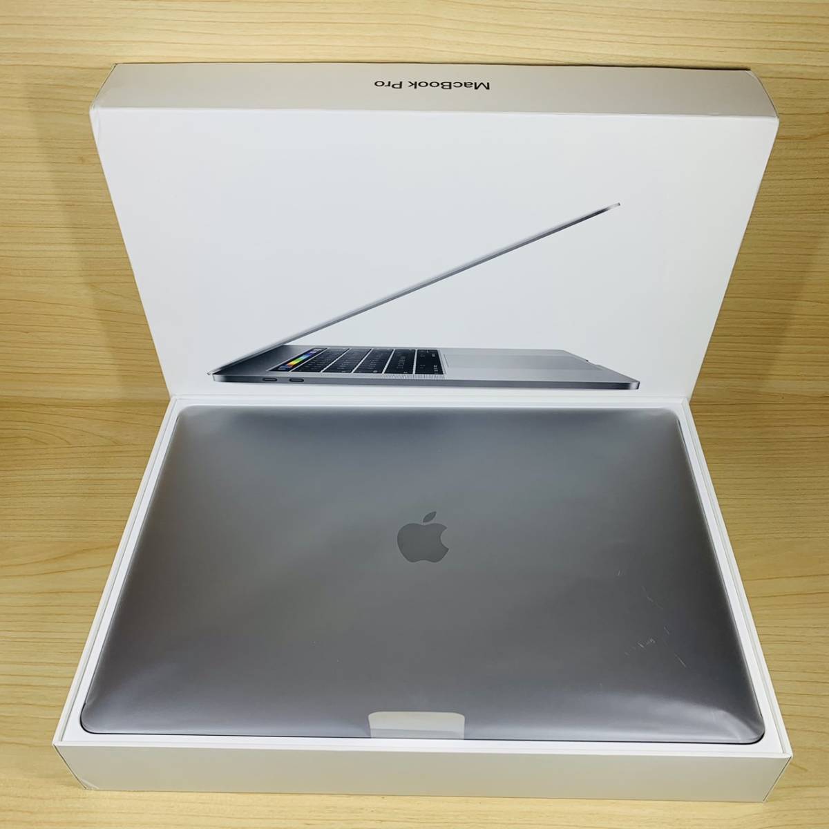 国内外の人気が集結 i9 Core 2019 16インチ Pro MacBook Apple 1円