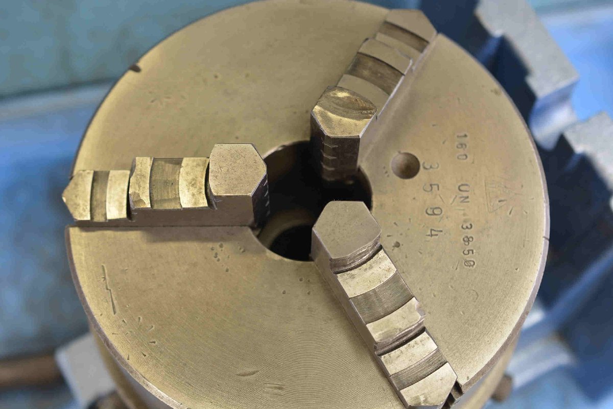 NEWS 160mm スクロールチャック付き 割り出し盤 再塗装品 中古 NEWS 160mm スクロールチャック付き 割り出し盤 再塗装品 中古