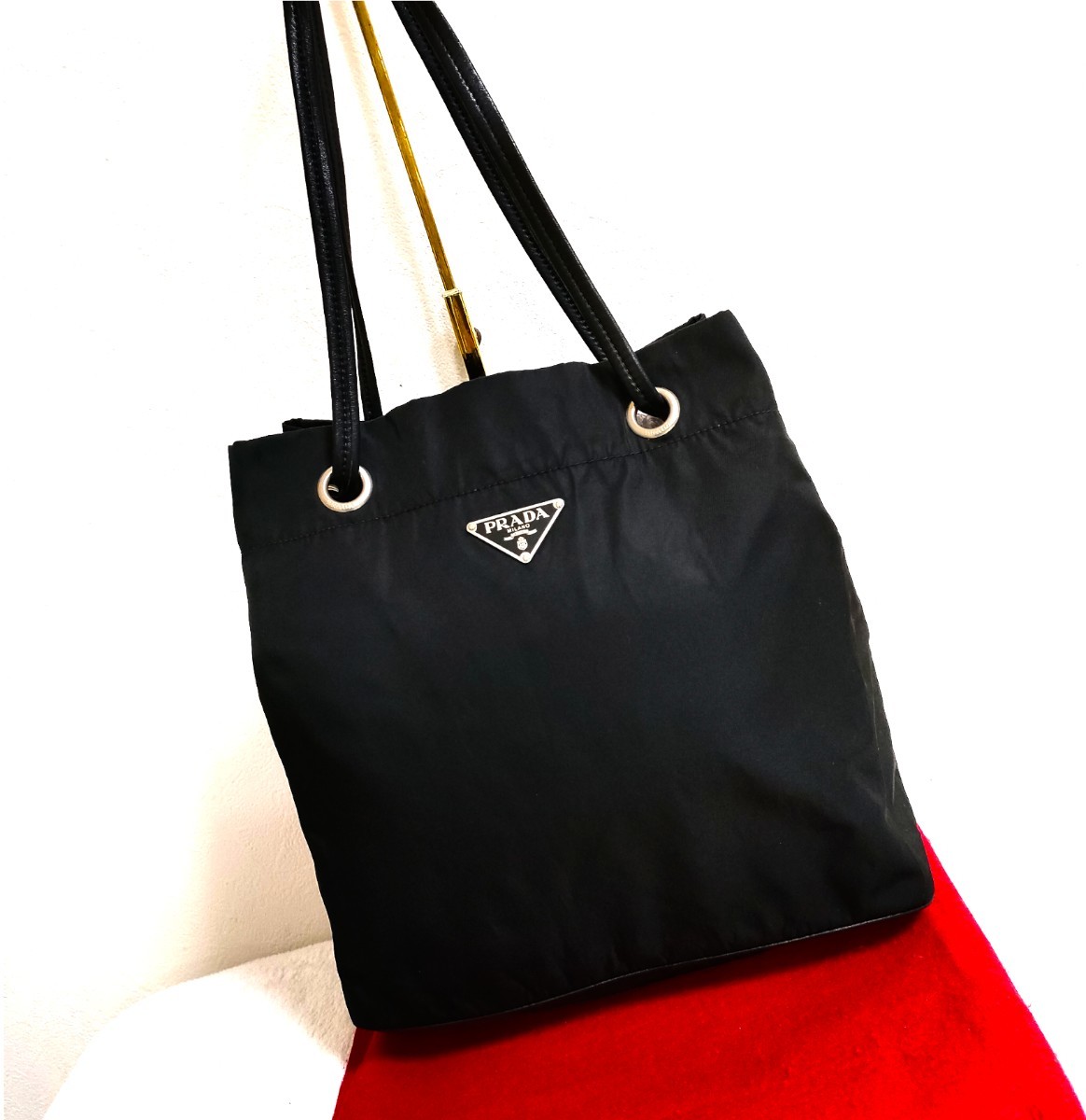 美品 PRADA トートバッグ 巾着型 ブラック ナイロン レザー プラダ