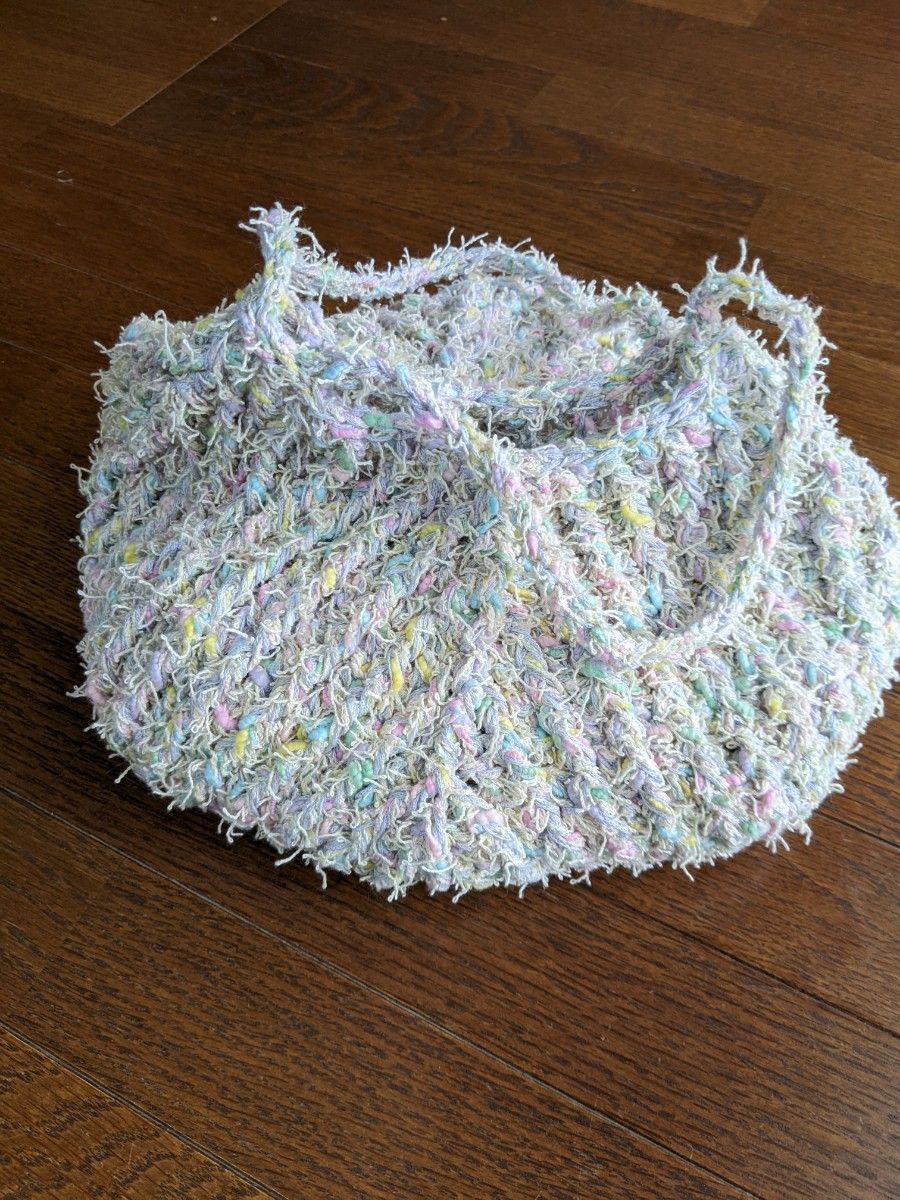 きんちゃく型手編みバッグ