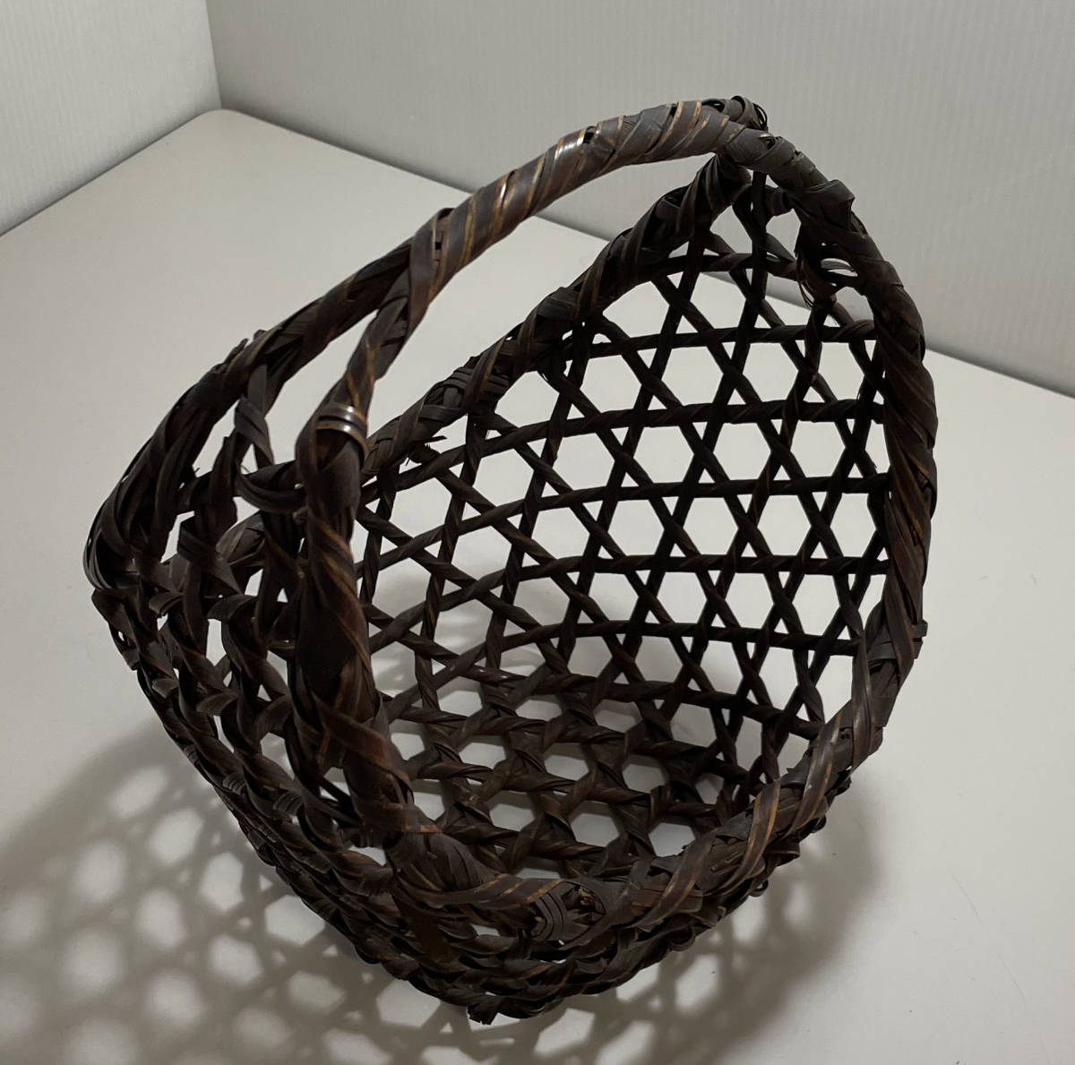 スペシャルオファ 竹かご 花器 アンティーク 花瓶 - education.semel