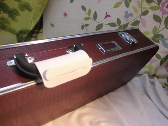 **( free shipping ) 33.000 jpy Okinawa sanshin exclusive use hard case .[ not yet painting purple ..] set 