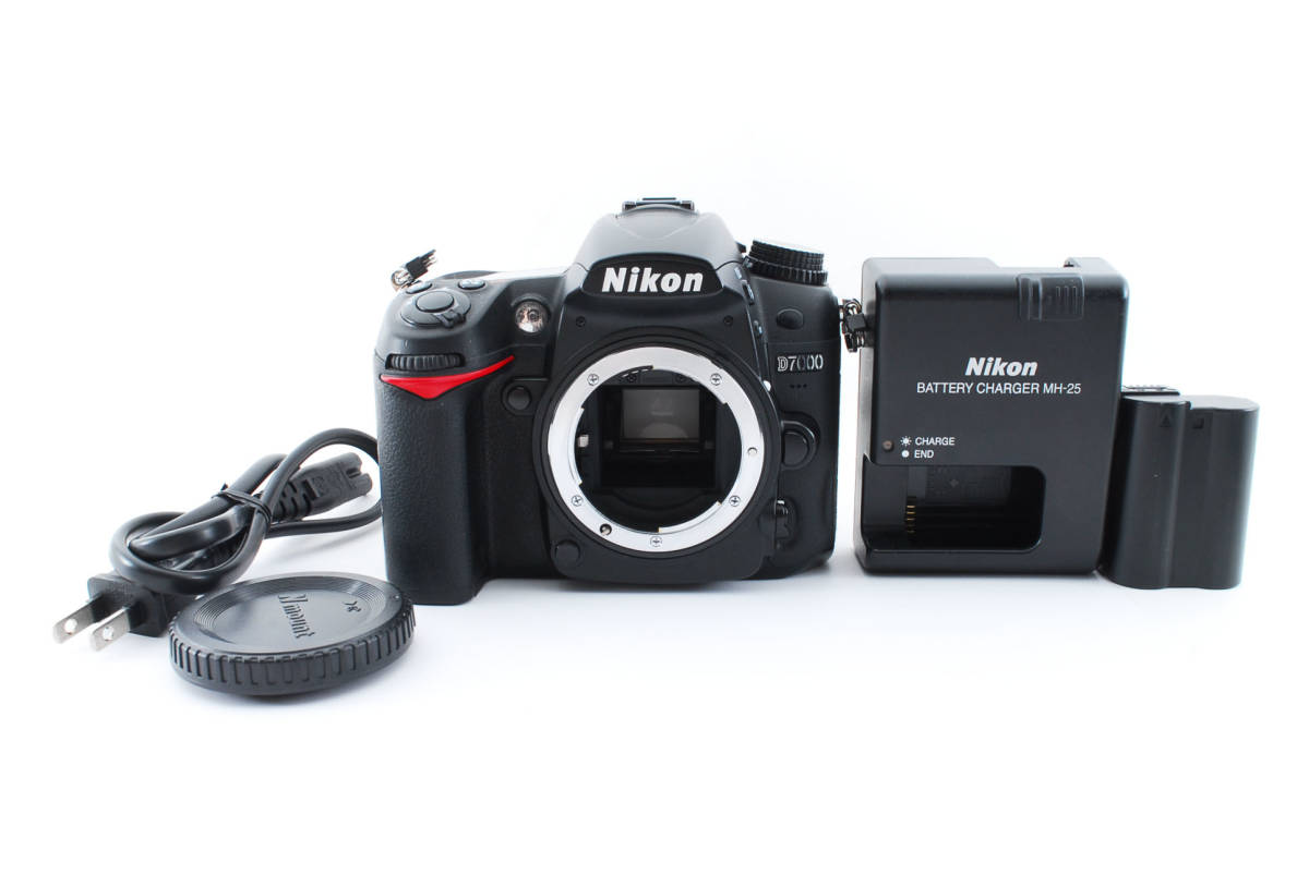 お1人様1点限り】 ボディ D7000 Nikon ニコン □ 非モーターのレンズ