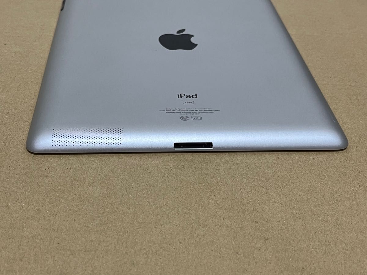 新品未利用 iPad 第二世代 16GB カバー付き｜PayPayフリマ