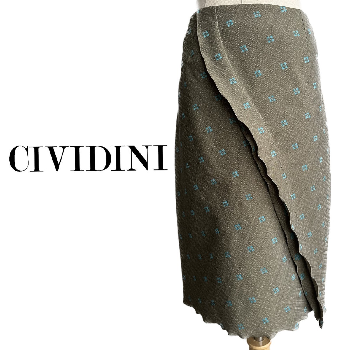 品質が完璧 チヴィディーニ】イタリア製 サイズ38【CIVIDINI 新品10万2300円 カーキ斜めフリルタイトスカート 前裾フリル フラワー模様 Mサイズ 品質が完璧 チヴィディーニ】イタリア製 サイズ38【CIVIDINI 新品10万2300円 カーキ斜めフリルタイトスカート 前裾フリル フラワー模様 Mサイズ