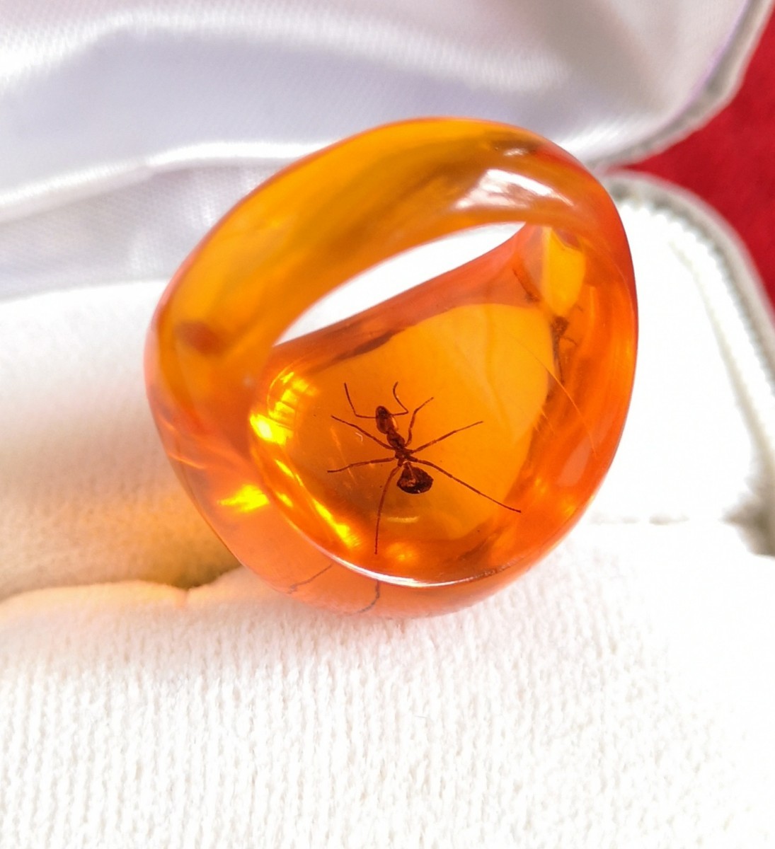  Vintage ring rare amber insect entering amber 795 natural 