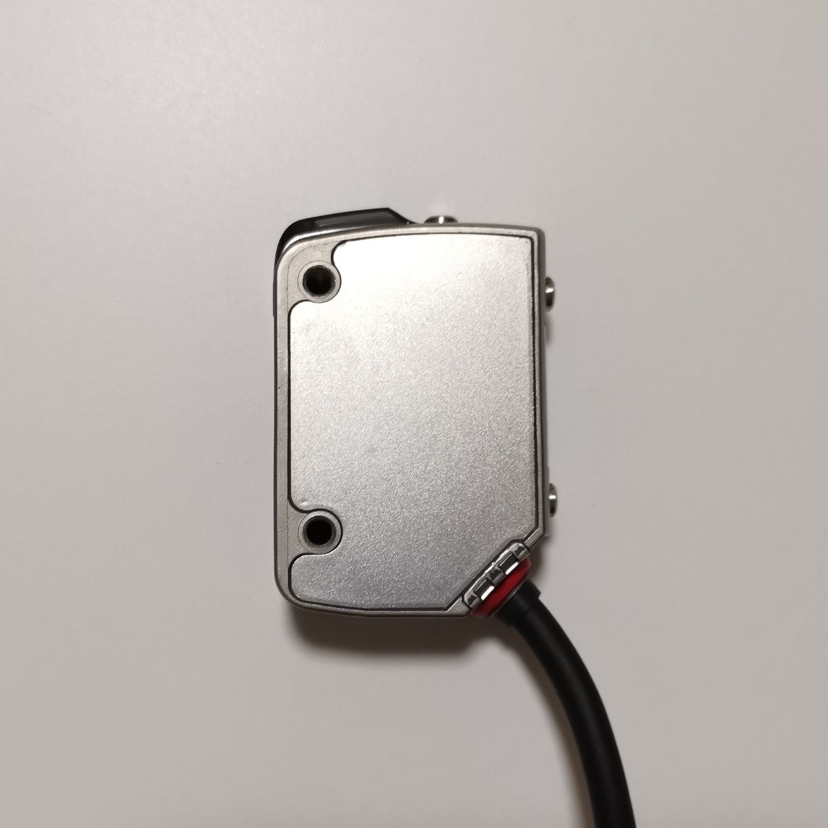 KEYENCE LR-ZB250AN アンプ内蔵型 CMOSレーザセンサ LR-Z KEYENCE LR-ZB250AN アンプ内蔵型 CMOSレーザセンサ LR-Z
