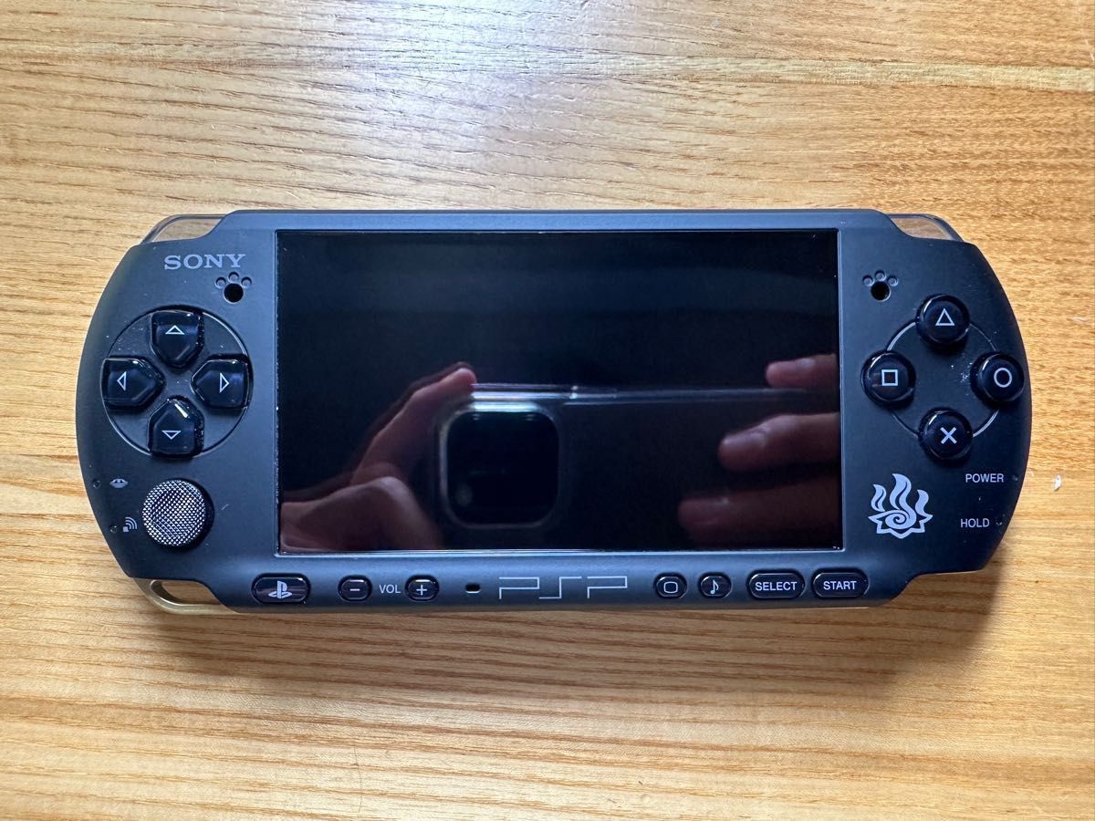 美品希少品】SONY PSP-3000 モンスターハンターポータブル3rd 美品希少品】SONY PSP-3000 モンスターハンターポータブル3rd