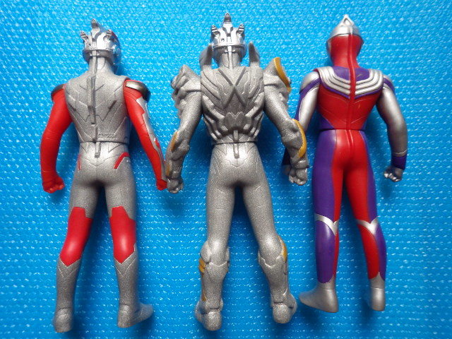 超英雄500_超人X超人X（Exceed X Beta Spark Armor）超人Tiga Live簽名 原文:ウルトラヒーロー500_ウルトラマンX ウルトラマンX(エクシードエックス　ベータスパークアーマー) ウルトラマンティガ ライブサインあり