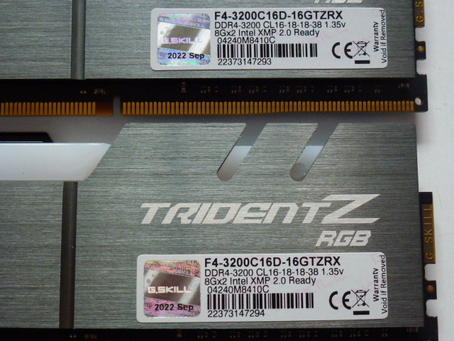 未使用品 G SKILL DDR4 3200 8GBx2枚（16GB）