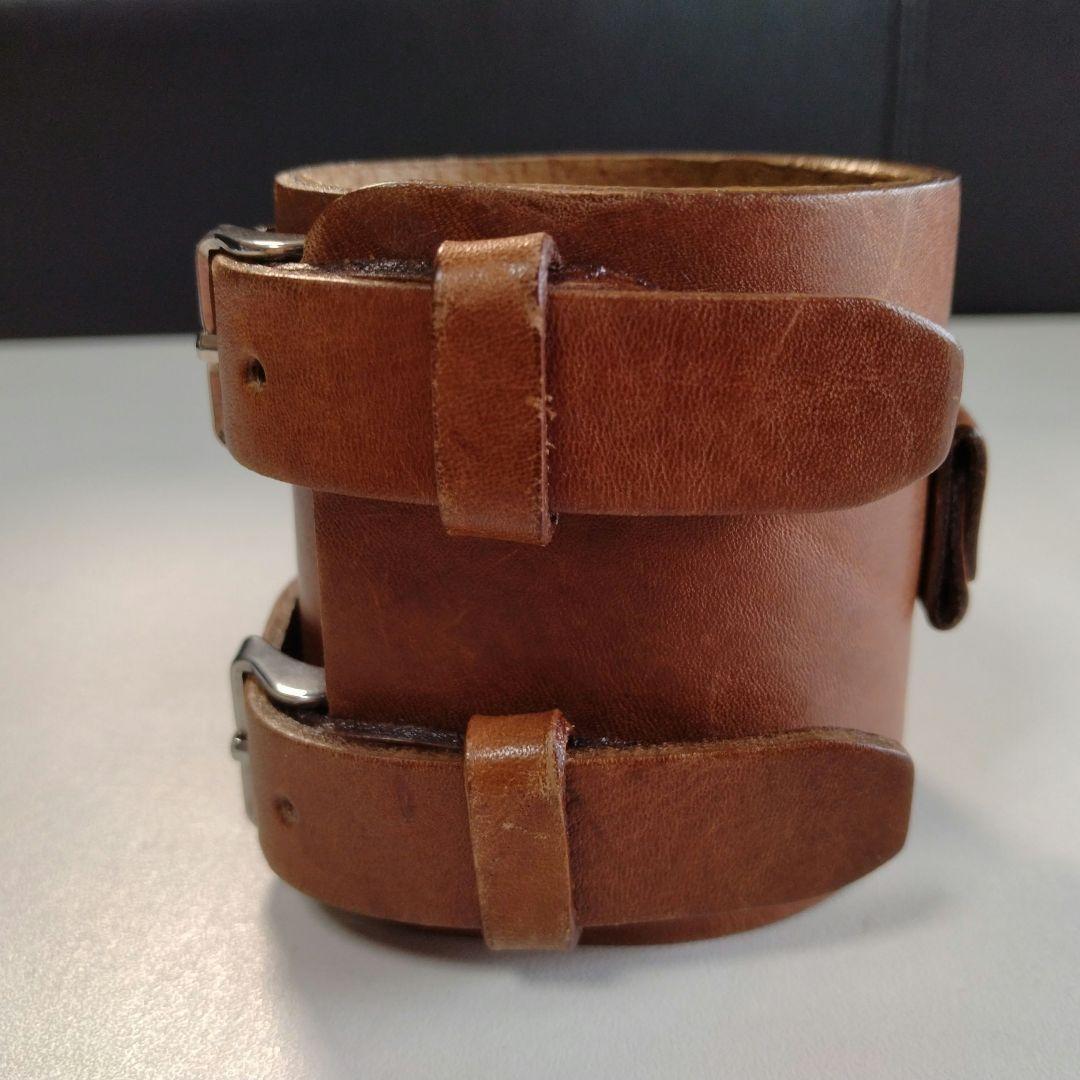 gbb custom leather ジョニーデップ着用 カフ レザー gbb custom leather ジョニーデップ着用 カフ レザー