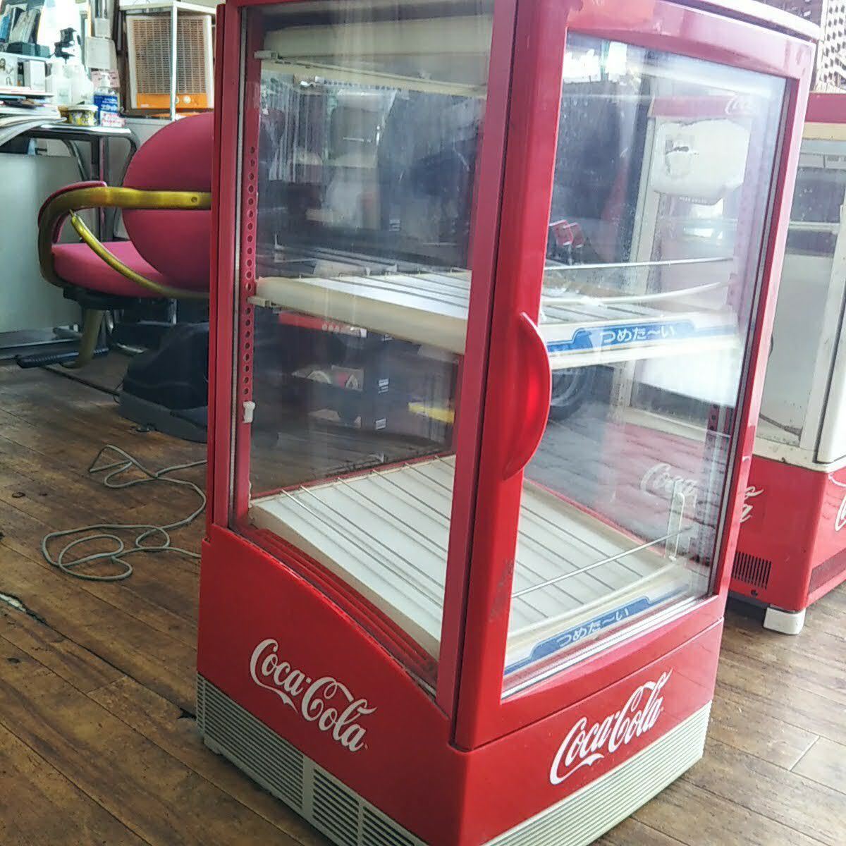 Coca-Cola 冷蔵ショーケース 約46×46×88 冷蔵庫 コカ・コーラ 天板赤_画像4