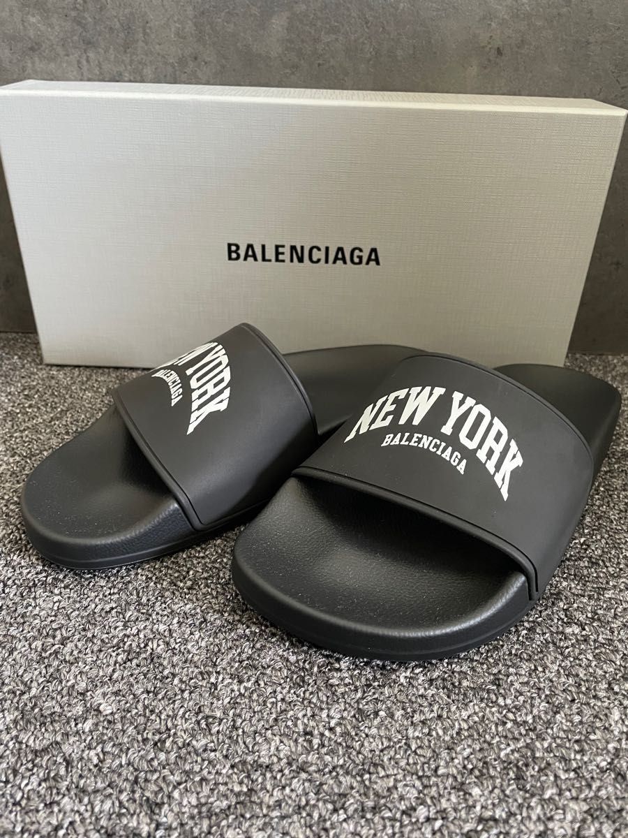 Balenciaga バレンシアガ  スライドサンダル　新品