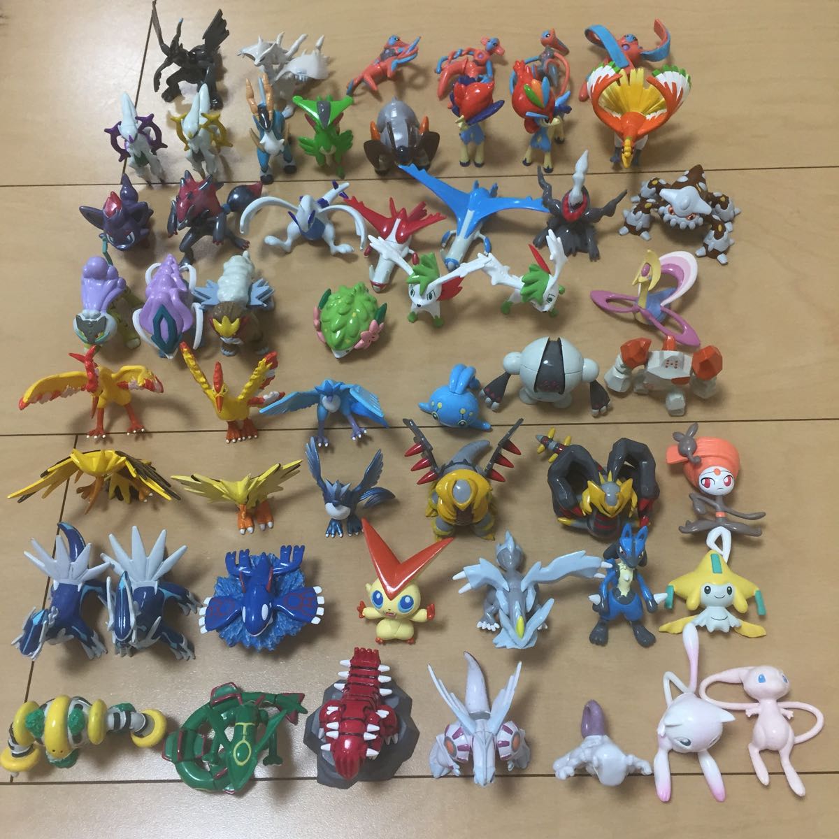 Moncolle Legend 54 Body Pokemon Pocket Monsters Monster Collection <Br> モンコレ 伝説 54体 中古品 ポケモン ポケットモンスター モンスターコレクション