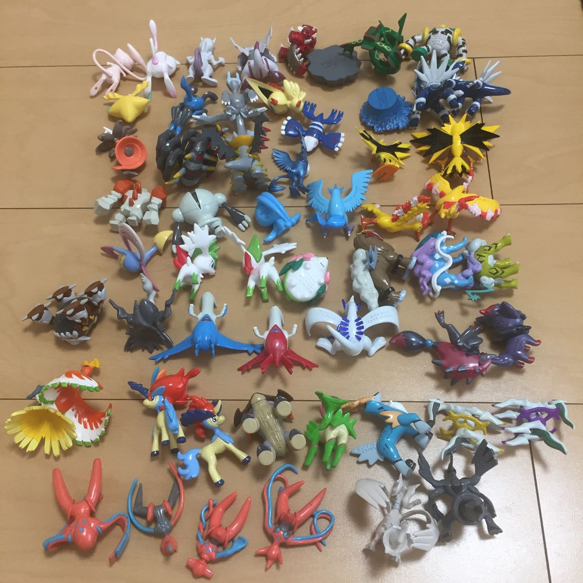 Moncolle Legend 54 Body Pokemon Pocket Monsters Monster Collection <Br> モンコレ 伝説 54体 中古品 ポケモン ポケットモンスター モンスターコレクション