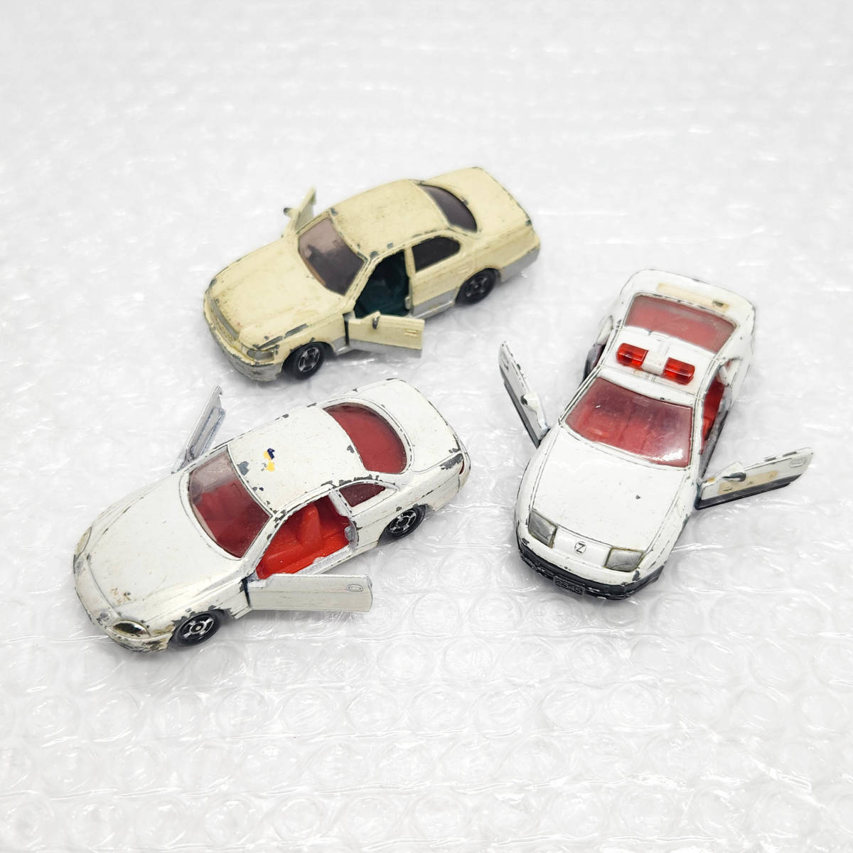 [ST-01726] トミカ 3台セット 中国製 赤箱 トヨタ ソアラ セルシオ 日産 フェアレディZ パトカー セダン TOMICA ミニカー 模型 まとめて_画像8