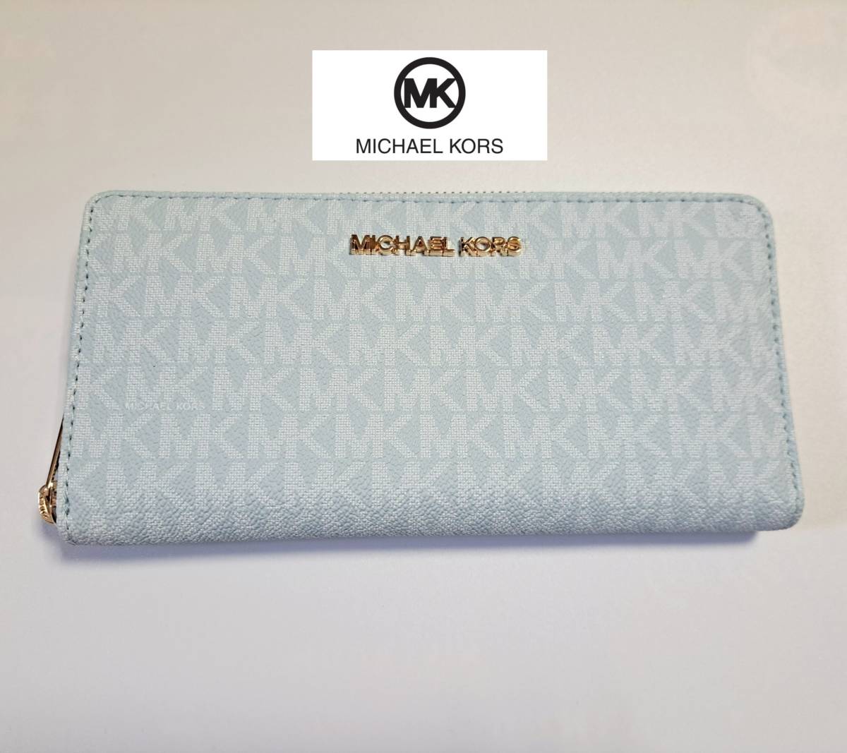 豪奢な 【レア物】マイケルコース MICHAEL KORS 長財布 ウォレット ビスタブルー 鑑定済 未使用 MK-008 女性用財布 豪奢な 【レア物】マイケルコース MICHAEL KORS 長財布 ウォレット ビスタブルー 鑑定済 未使用 MK-008 女性用財布