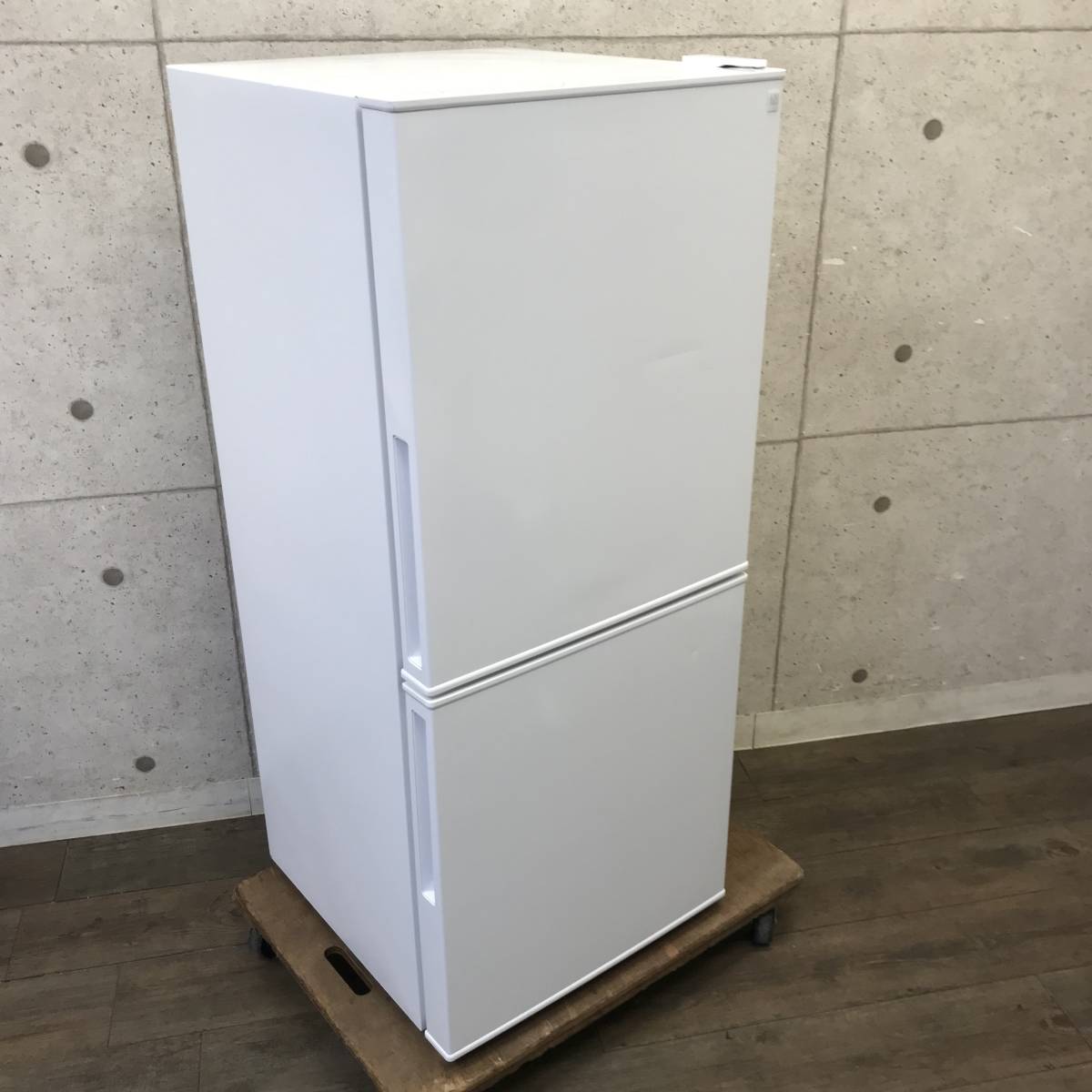 直接引取可】 22年製 2ドア冷蔵庫 NTR-106WH ニトリ Nグラシア 106L