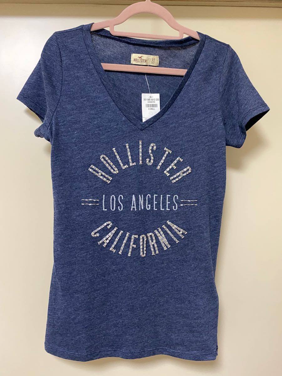 【新品 】HOLLISTER ホリスターレディース半袖TシャツXＳ(S)ロゴビーズ刺繍