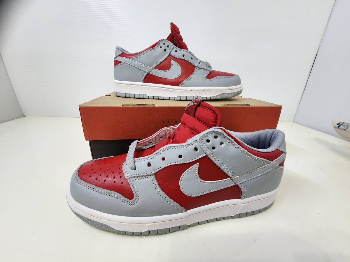 230731.5 1999年 ナイキ ダンクロー NIKE DUNK LOW バーシティレッド シルバー ネバダ大学 裏DUNK ウルトラマン 630358 601 9990507