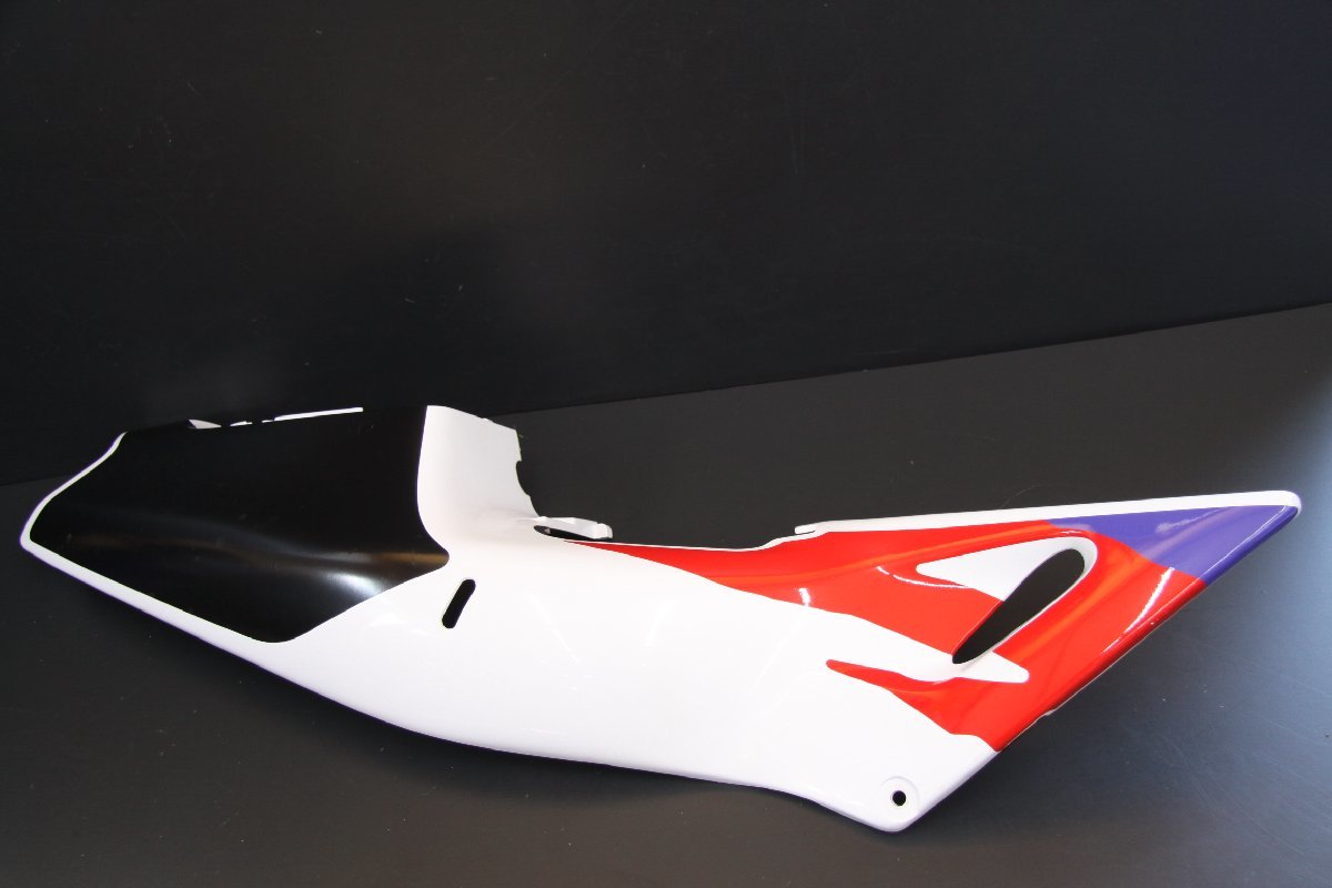 Yahoo!オークション - RVF400(NC35)純正シートカウル右側 Yahoo!オークション - RVF400(NC35)純正シートカウル右側