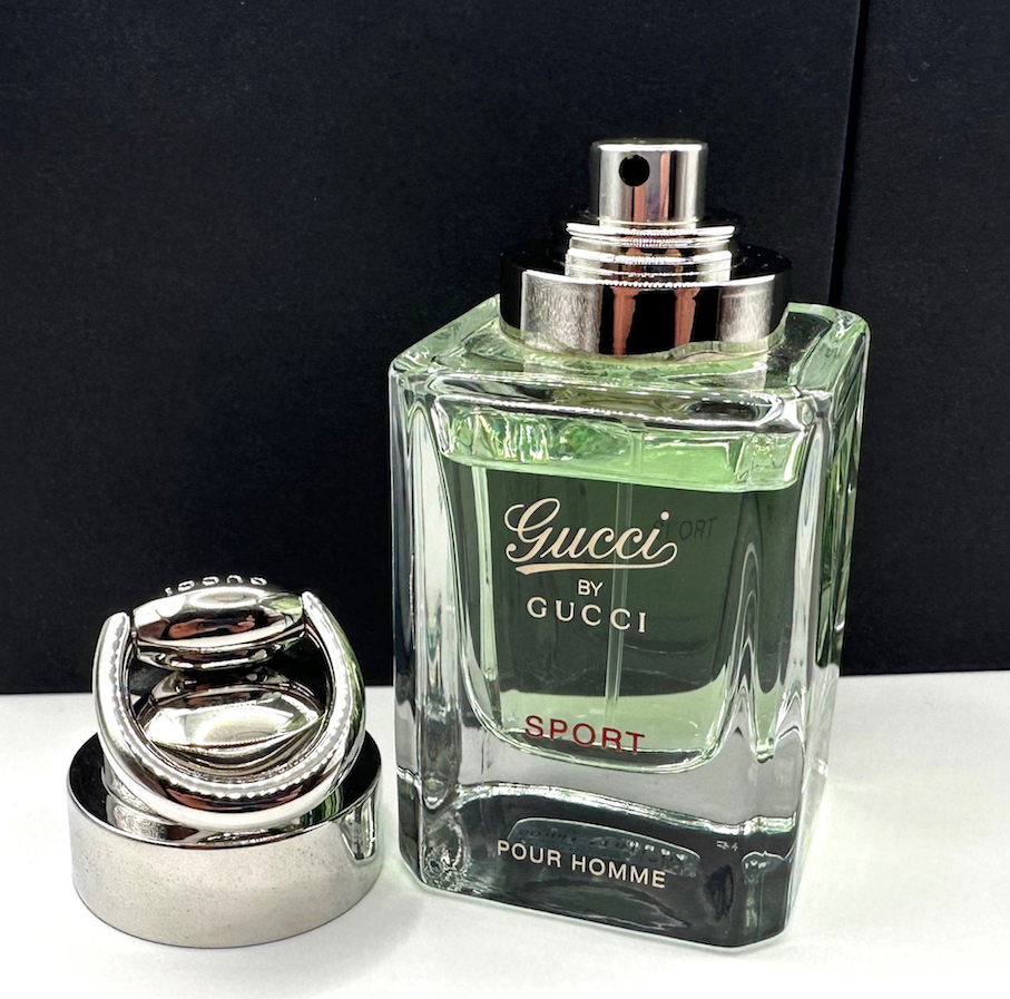 * Gucci духи *GUCCI BY GUCCI POUR HOMME SPORT 1.7FL.OZ.*50ml** экспонирование USED/ осталось примерно 90% * примерно 45ml/ земля внизу холодный . склад хранение / снят с производства / трудно найти 
