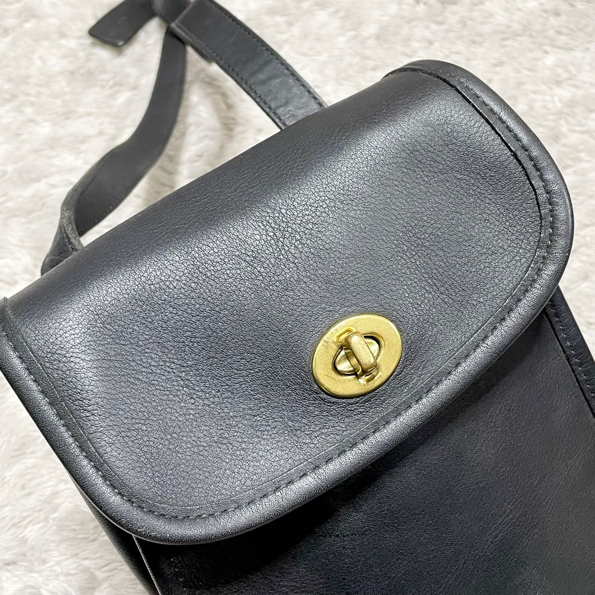 COACH オールドコーチ ショルダーバッグ 9978 OLD ターンロック COACH オールドコーチ ショルダーバッグ 9978 OLD ターンロック