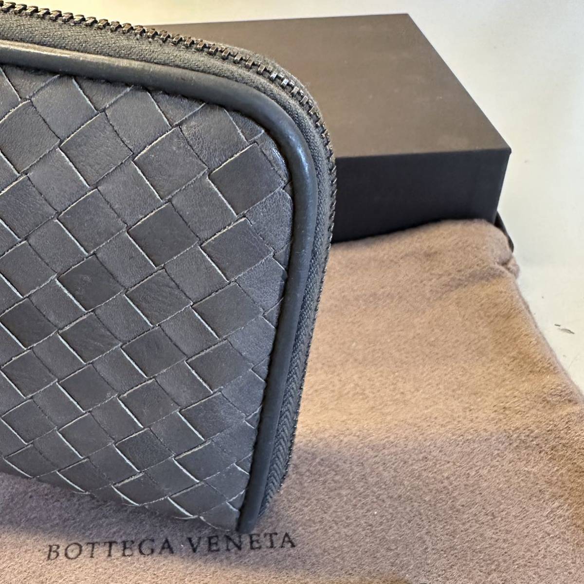 未使用に近い ボッテガヴェネタ BOTTEGA VENETA 財布 長財布 イントレ