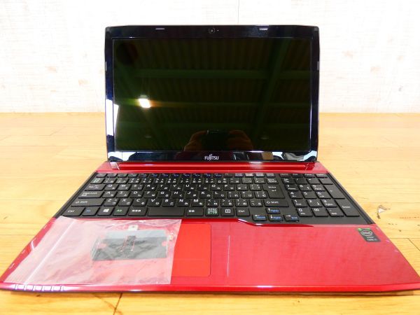 S) FUJITSU FMVA53RBG LIFEBOOK AH53/R Core i7-4702MQ 2.20GHz/8GB