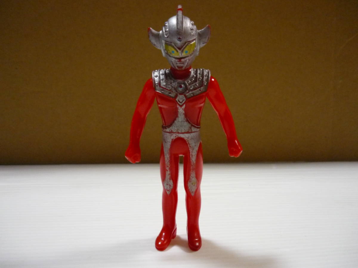 [管00]【送料無料】ソフビ ウルトラマンタロウ 子供時代 1988 約11cm ウルトラ怪獣 円谷 フィギュア 人形 特撮