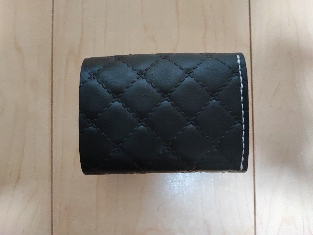 二つ折り財布 ミニウォレット キルティング レザークラフト 黒×ピンク 本革