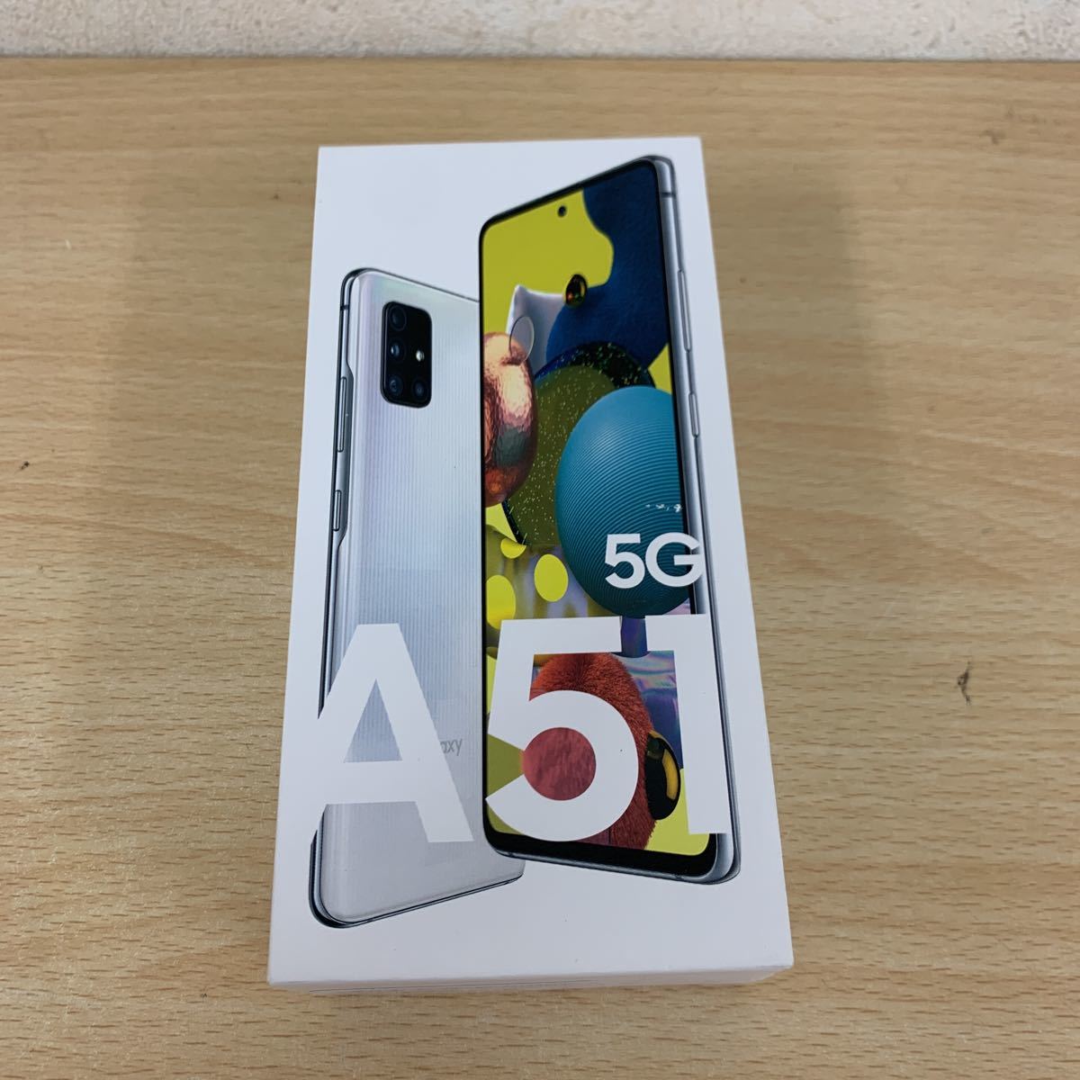 Galaxy A51 5G SCG07 美品-