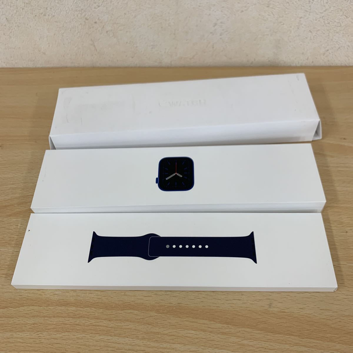 中古品Apple Watch Series 6 M00J3J/A 44mm アップルウォッチブルー