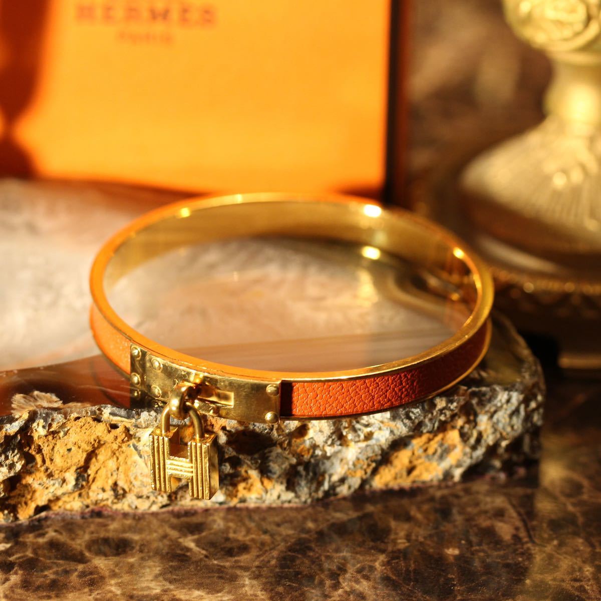 大人気新品 HERMES H BANGLE/エルメスケリーHロゴデザインバングル