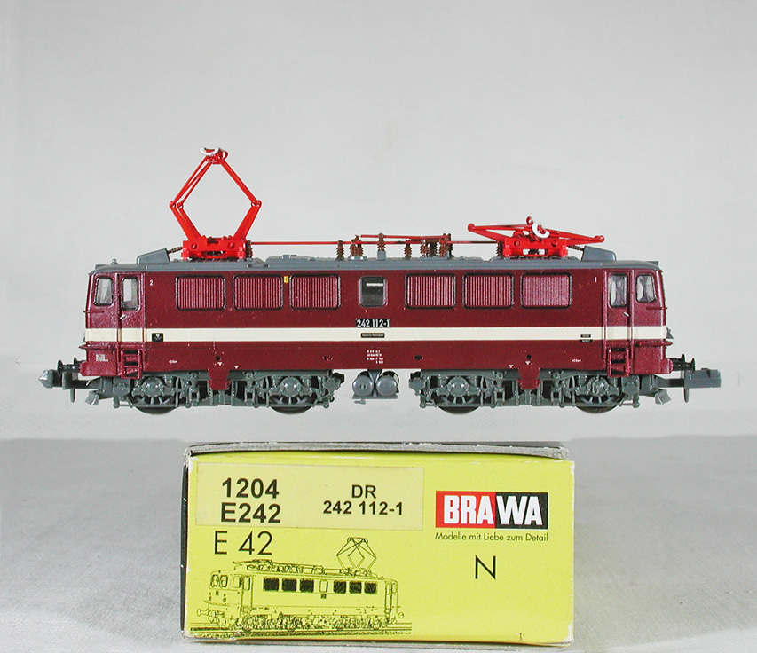 日本最大のブランド DDR #1204 BRAWA (旧東ドイツ国鉄) ● 特価 (ブラッドレッド) ● BR242型電気機関車 外国車輌 日本最大のブランド DDR #1204 BRAWA (旧東ドイツ国鉄) ● 特価 (ブラッドレッド) ● BR242型電気機関車 外国車輌