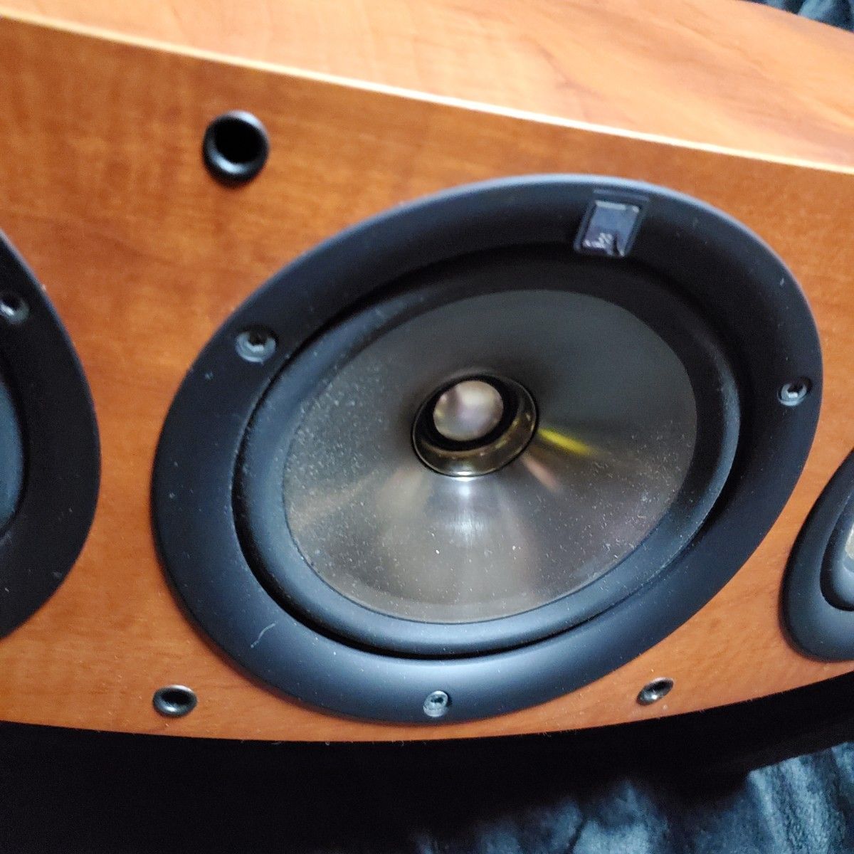 美品】KEFaudio iQ6c センタースピーカー 台付き 美品|Yahoo 美品】KEFaudio iQ6c センタースピーカー 台付き 美品|Yahoo