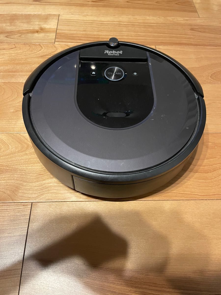 【ジャンク品扱い】iRobot Roomba ルンバ i7 ロボット掃除機 【ジャンク品扱い】iRobot Roomba ルンバ i7 ロボット掃除機
