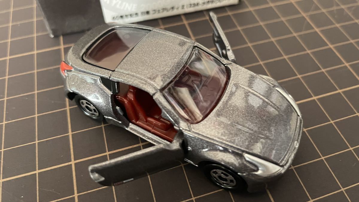 【フェアレディZセット】非売品 トミカ 40周年記念 レース仕様車 未開封 ロードスター チョロQ Z33 Z34 NISMO おまけ多数_画像3