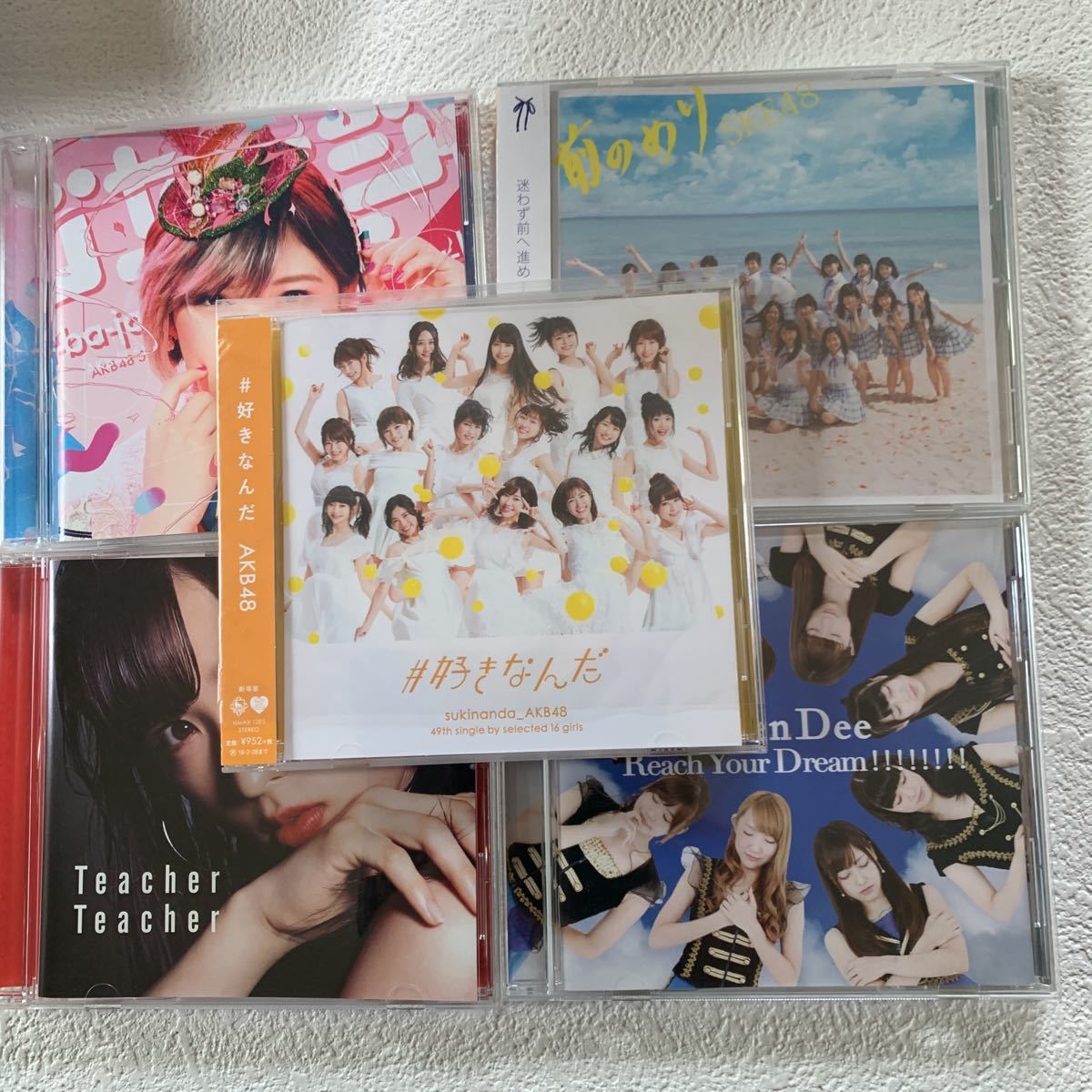 AKB48 /SKE48 /callme /Wen Dee/ガールズグループCD１５枚　中古CDと中古DVDも少しあります_画像3