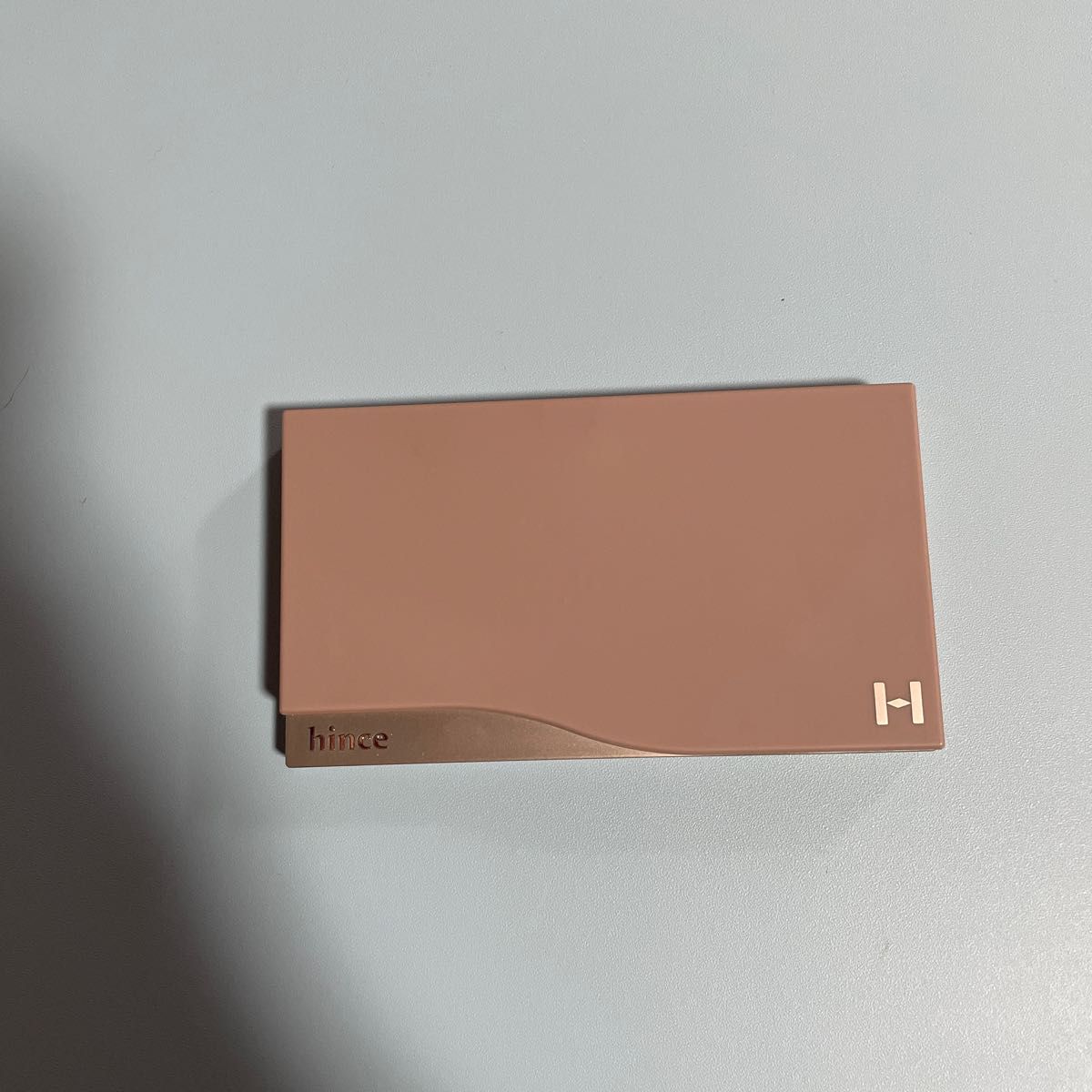 hince New Depth Eyeshadow Palette 05 NEW BEGINNING